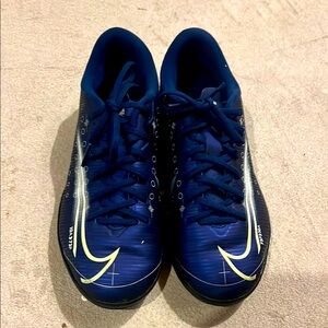 Nike Mercurial Kid’s Indoor Soccer Shoes. Youth size 3. Like new.